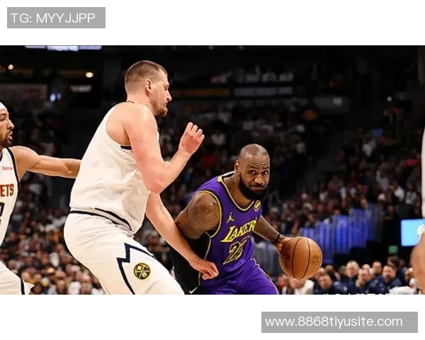 湖人强势统治篮板战场前场篮板狂揽24个总数领先对手17个